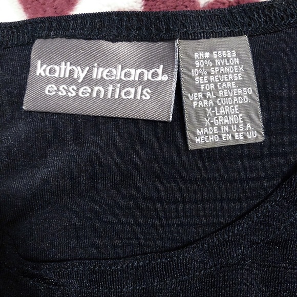 Basic Black T-Shirt - Picture 5 of 6